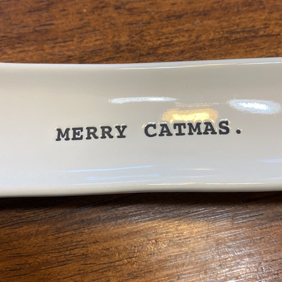 Cat lovers! Rae Dunn “Merry Catmas” spoon rest - Picture 3 of 4